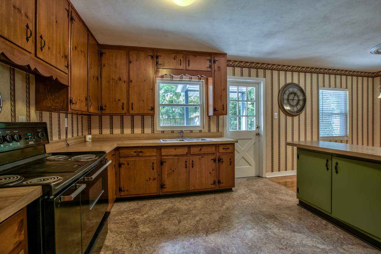 1832 Cottage Grove Road Tallahassee, FL 32303 - Photo 10 of 24 Gallery Image 10