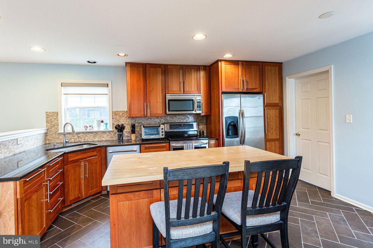 552 Wallingford Road Lancaster, PA 17601 - Photo 17 of 71
