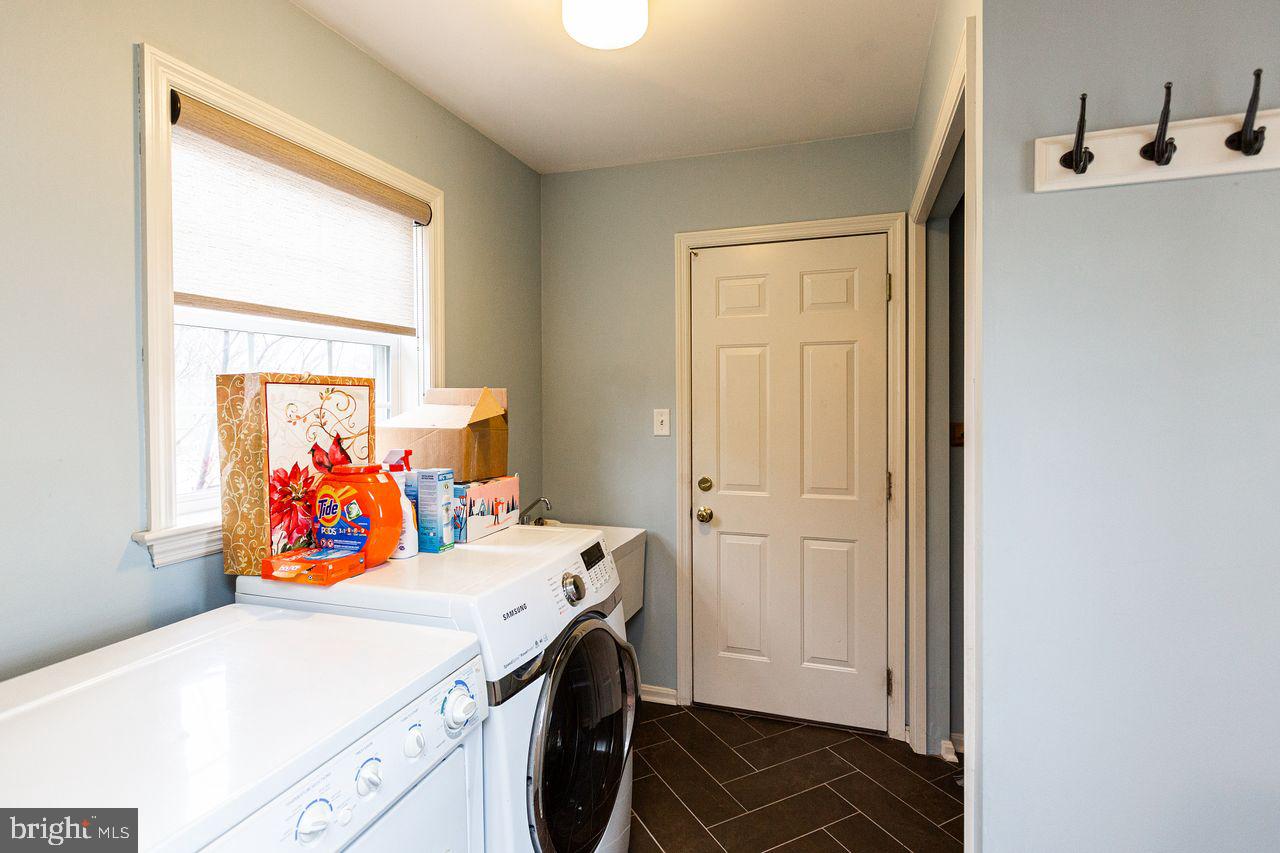 552 Wallingford Road Lancaster, PA 17601 - Photo 38 of 71