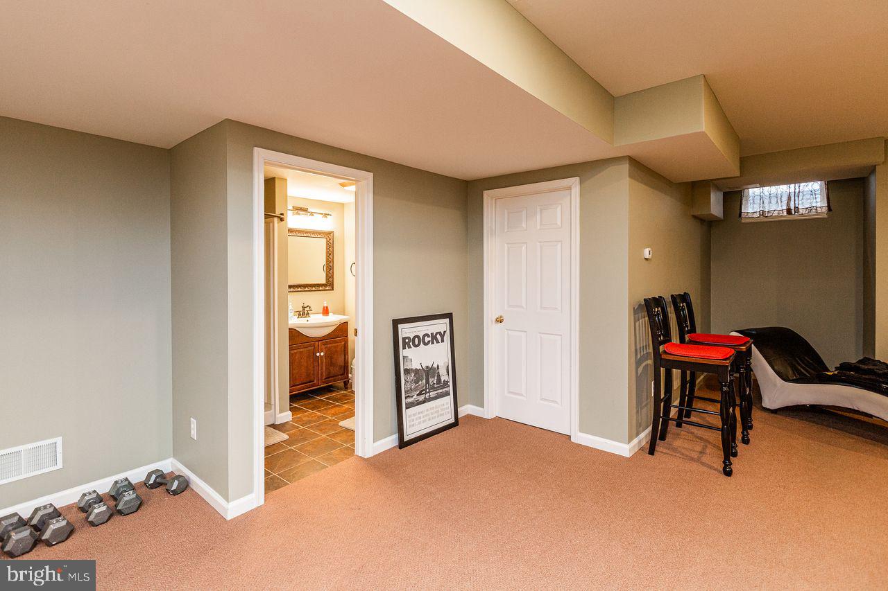 552 Wallingford Road Lancaster, PA 17601 - Photo 51 of 71