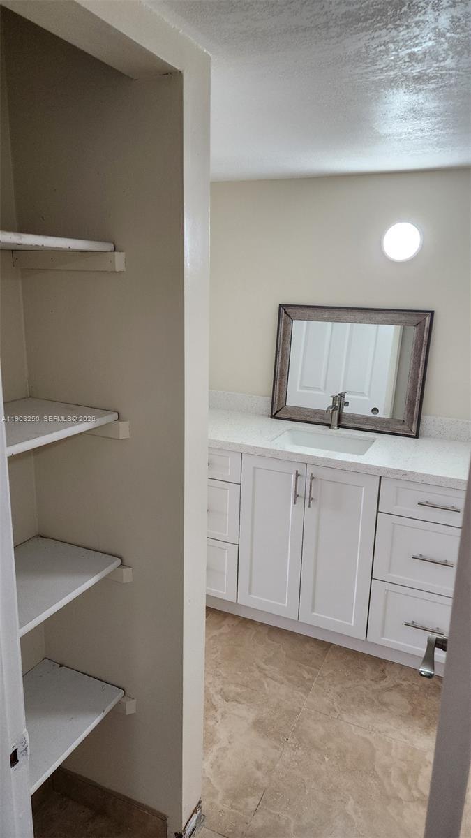 9000 Southwest 24th Street, Unit 14C Miami, FL 33165 - Photo 17 of 27 Linen closet