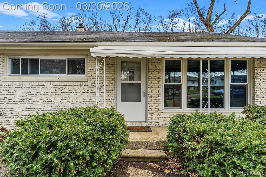 3485 Hammerberg Road Flint, MI 48507 - Photo 6 of 35