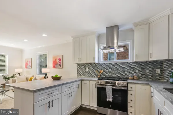 $425,000 | 1900 Savannah Place Southeast, Washington, DC 20020