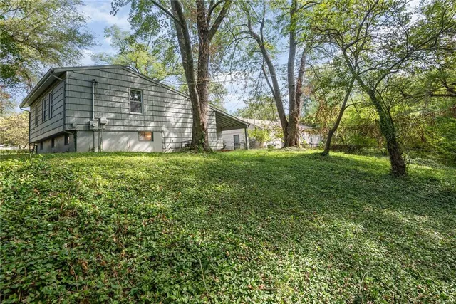 $165,000 | 8501 East 111 Street, Kansas City, MO 64134