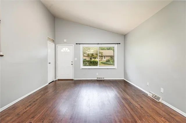 $165,000 | 8501 East 111 Street, Kansas City, MO 64134