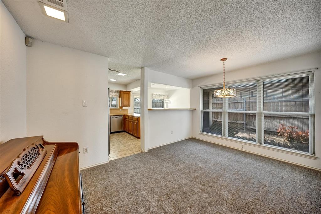 3613 Wedgworth Road South Fort Worth, TX 76133 - Photo 8 of 37