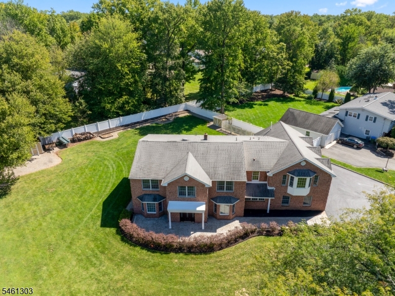 19 Bradford Road Edison, NJ 08820 - Photo 49 of 50 Gallery Image 49
