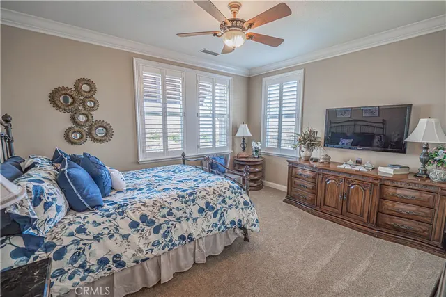 a view of a house with a garage