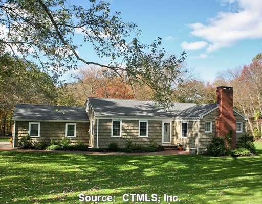 1050 Racebrook Road Woodbridge, CT 06525 - Photo 1 of 1 Exterior Front.