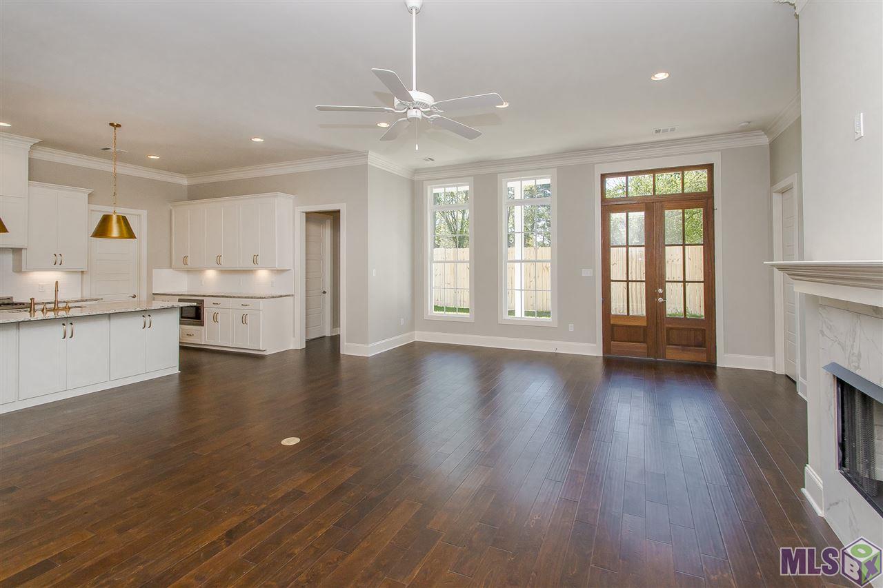 9646 Cal Road Baton Rouge, LA 70809 - Photo 8 of 24 Kitchen_Dining_Living