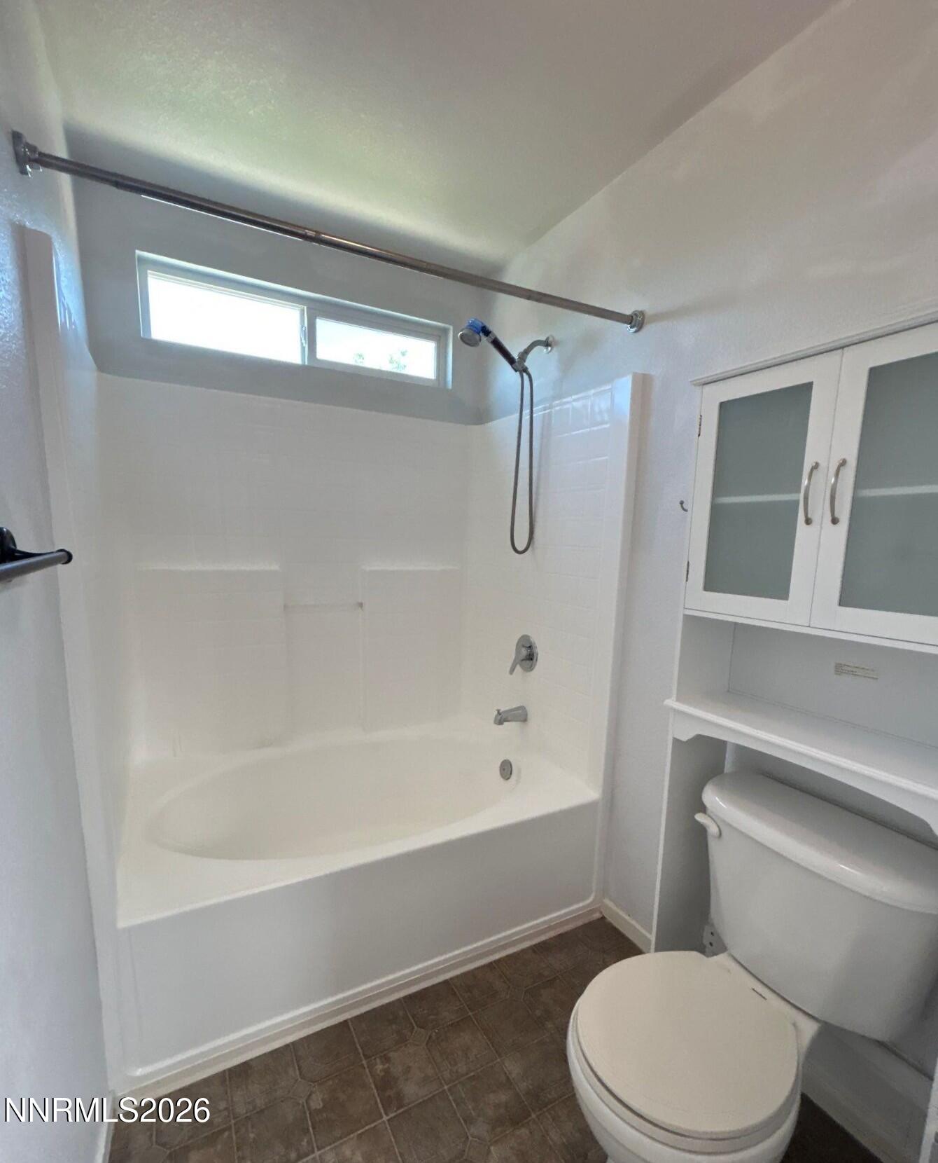 17481 Crystal Canyon Boulevard Reno, NV 89508 - Photo 9 of 15 35-May 09 2025 01_42pm-LGFK