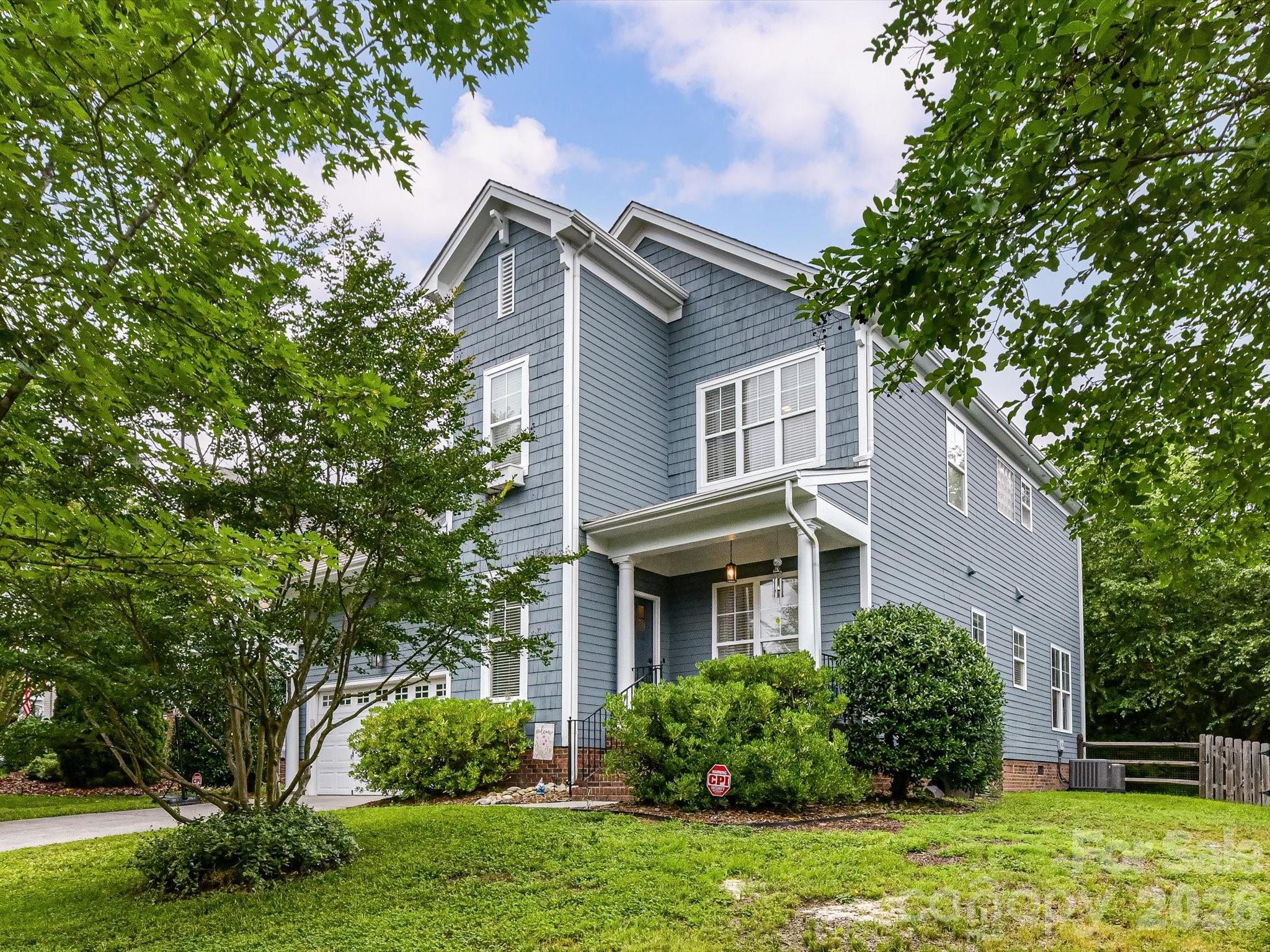 7553 Thorn Creek Lane Tega Cay, SC 29708 - Photo 3 of 46
