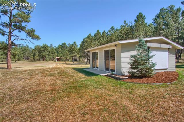 11855 Windmill Road Colorado Springs, CO 80908 - Photo 38 of 40