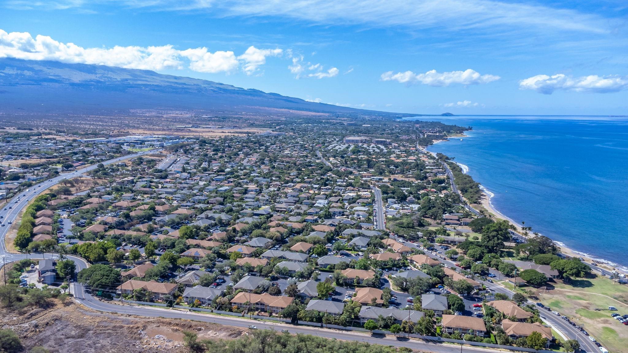 140 Uwapo Road, Unit 41203 Kihei, HI 96753 - Photo 17 of 17 a view of a sky from a yard