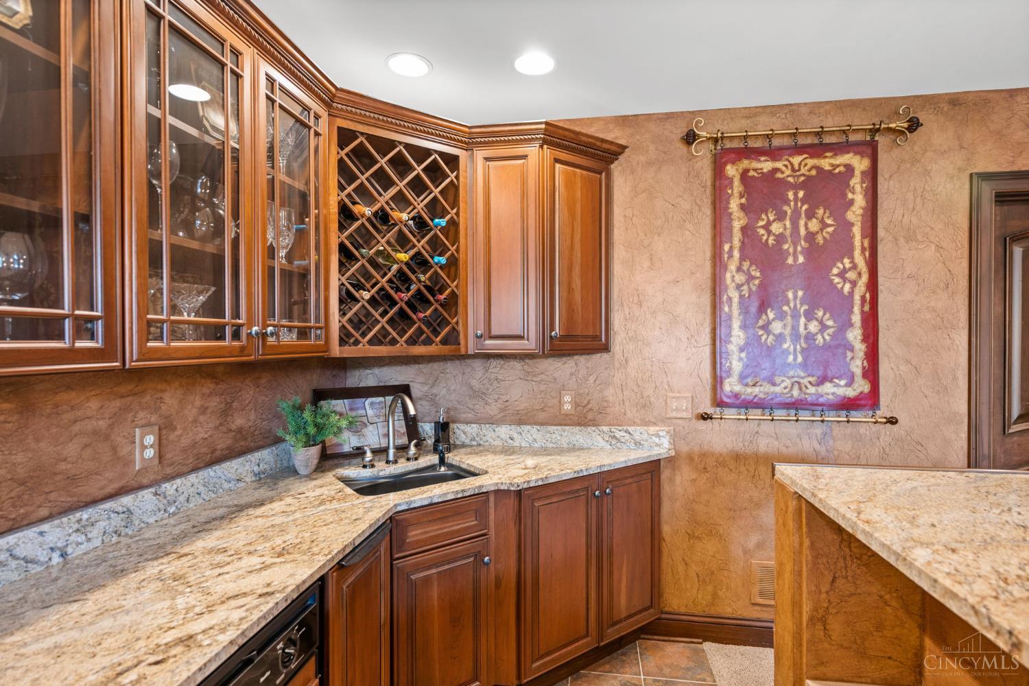 6463 Werk Road Cincinnati, OH 45248 - Photo 66 of 93