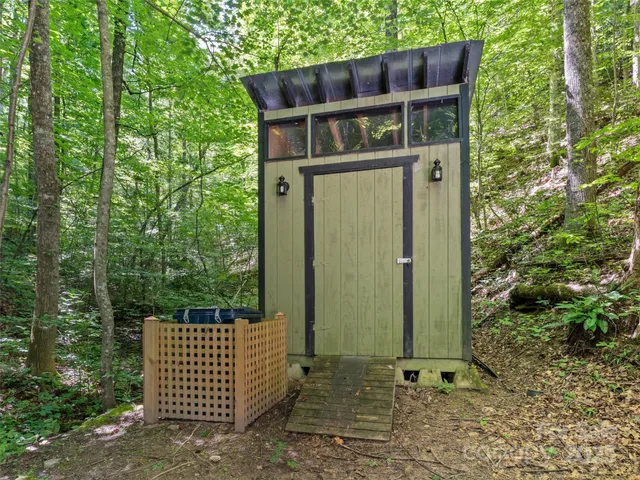 $235,000 | 755 Pearson Falls Road, Saluda, NC 28773