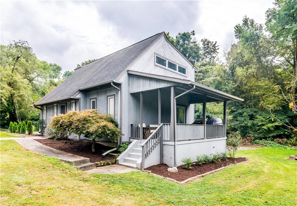250 Drake Road Bethel Park, PA 15102 - Photo 1 of 20 Gallery Image 1