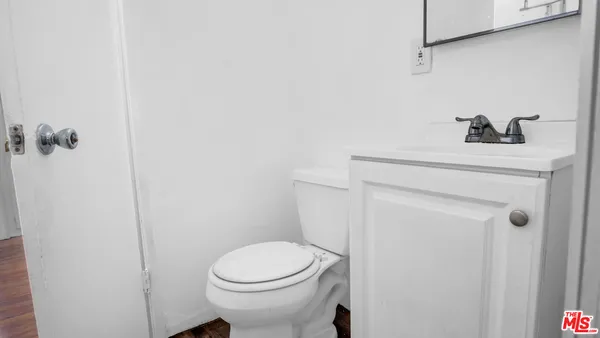 $2,000 | 1423 Martin Luther King Jr Avenue, Unit 3, Long Beach, CA 90813