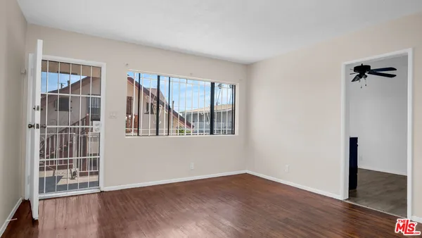 $2,000 | 1423 Martin Luther King Jr Avenue, Unit 3, Long Beach, CA 90813