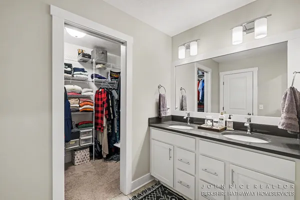 $525,000 | 1584 Wales Road Southeast, Lowell, MI 49331