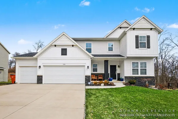 $525,000 | 1584 Wales Road Southeast, Lowell, MI 49331