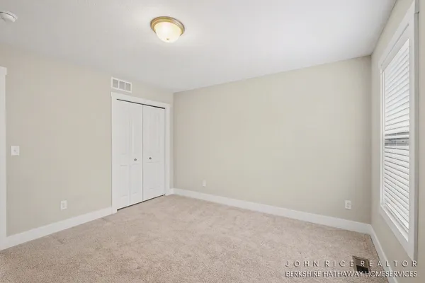 $525,000 | 1584 Wales Road Southeast, Lowell, MI 49331