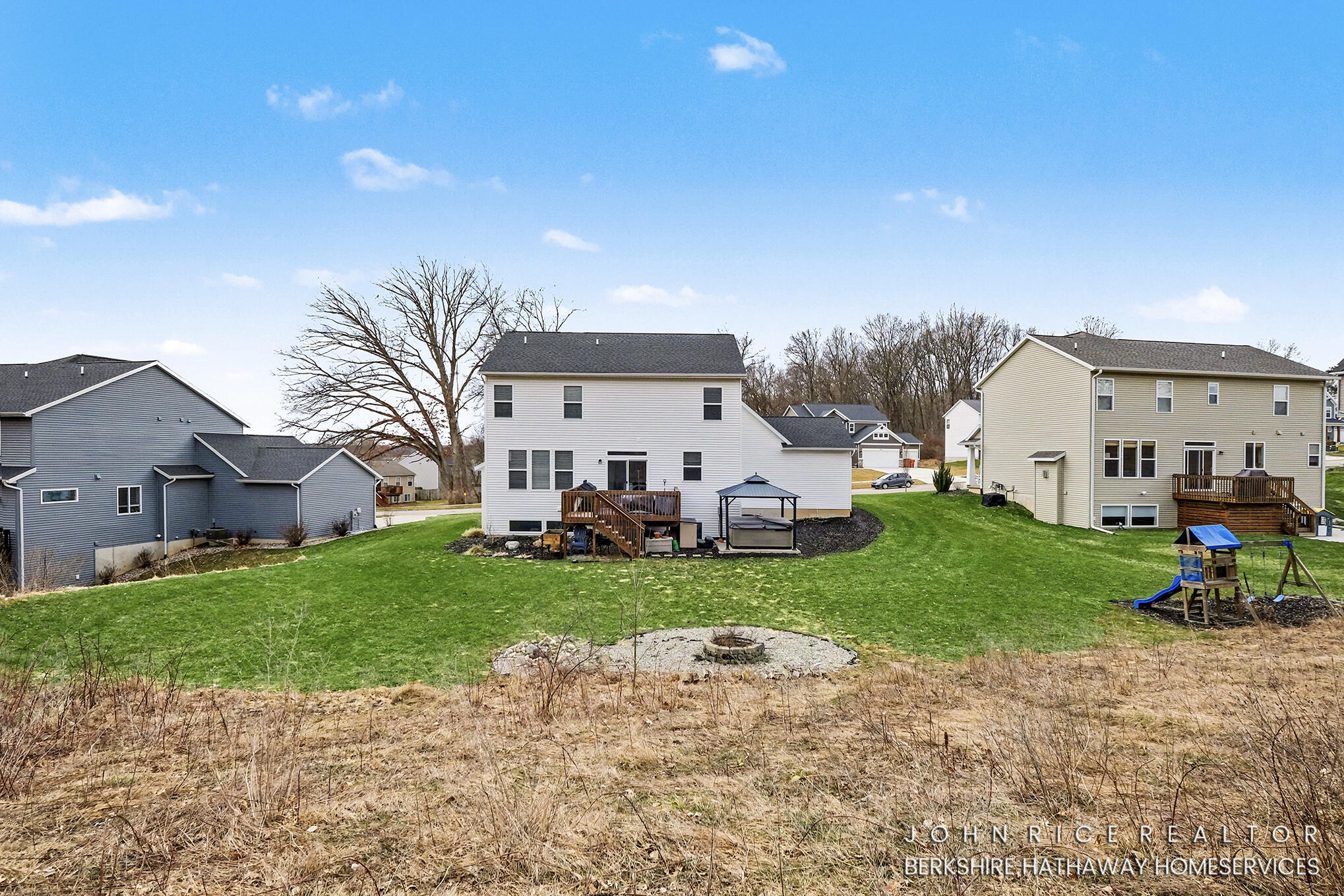 1584 Wales Road Southeast Lowell, MI 49331 - Photo 3 of 35 DSCF2008