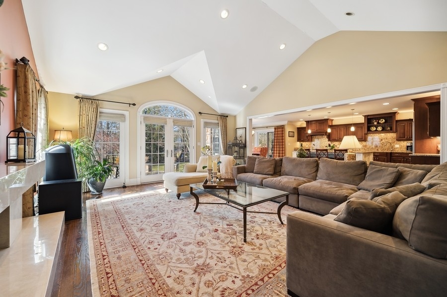 632 Chatham Road Glenview, IL 60025 - Photo 16 of 52 a living room with furniture and a large window