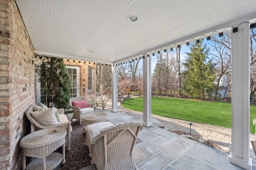 632 Chatham Road Glenview, IL 60025 - Photo 39 of 52 a balcony with furniture and a garden