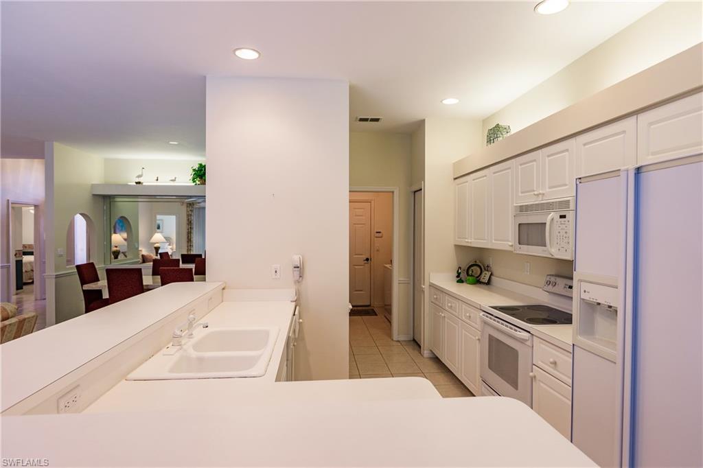 20651 Rivers Ford Estero, FL 33928 - Photo 10 of 25 Gallery Image 10