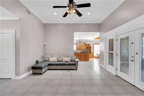 $394,000 | 212 Tulip Drive, Houma, LA 70360