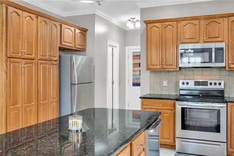 $394,000 | 212 Tulip Drive, Houma, LA 70360
