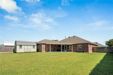 $394,000 | 212 Tulip Drive, Houma, LA 70360
