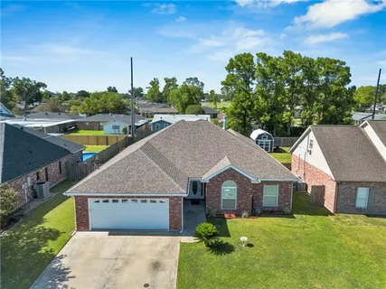 $394,000 | 212 Tulip Drive, Houma, LA 70360