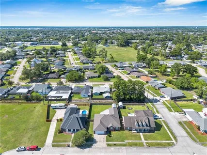 $394,000 | 212 Tulip Drive, Houma, LA 70360