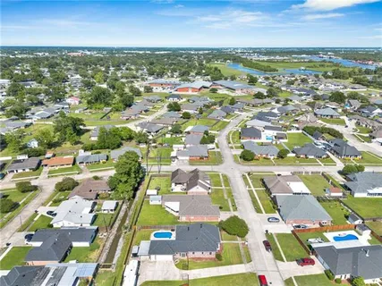$394,000 | 212 Tulip Drive, Houma, LA 70360