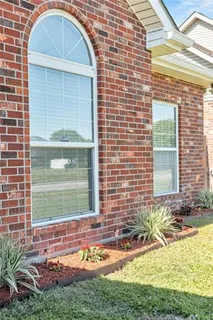 $394,000 | 212 Tulip Drive, Houma, LA 70360