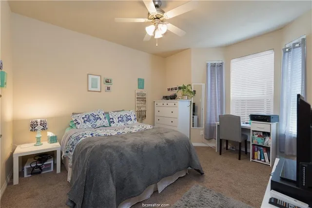 $550 | 1198 Jones-Butler Road, Unit 406, College Station, TX 77840