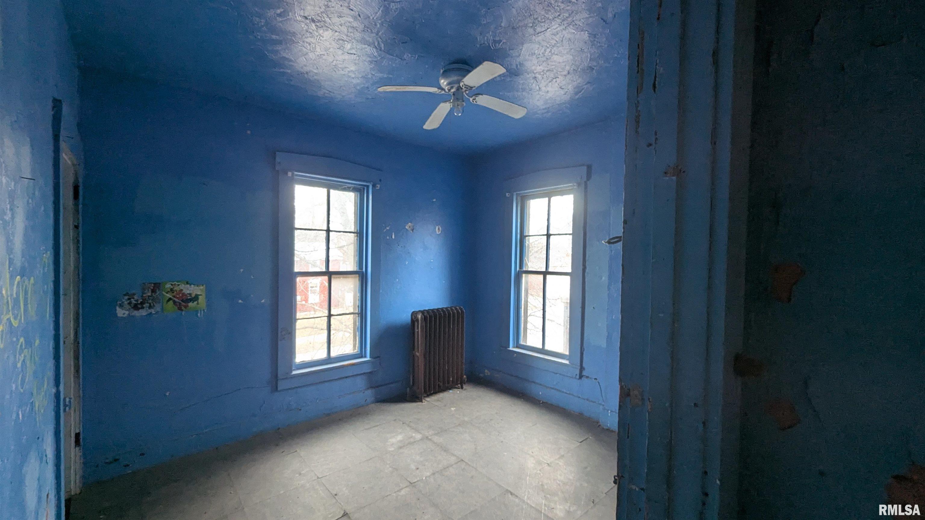 702 Spring Street Quincy, IL 62301 - Photo 7 of 8 Gallery Image 7
