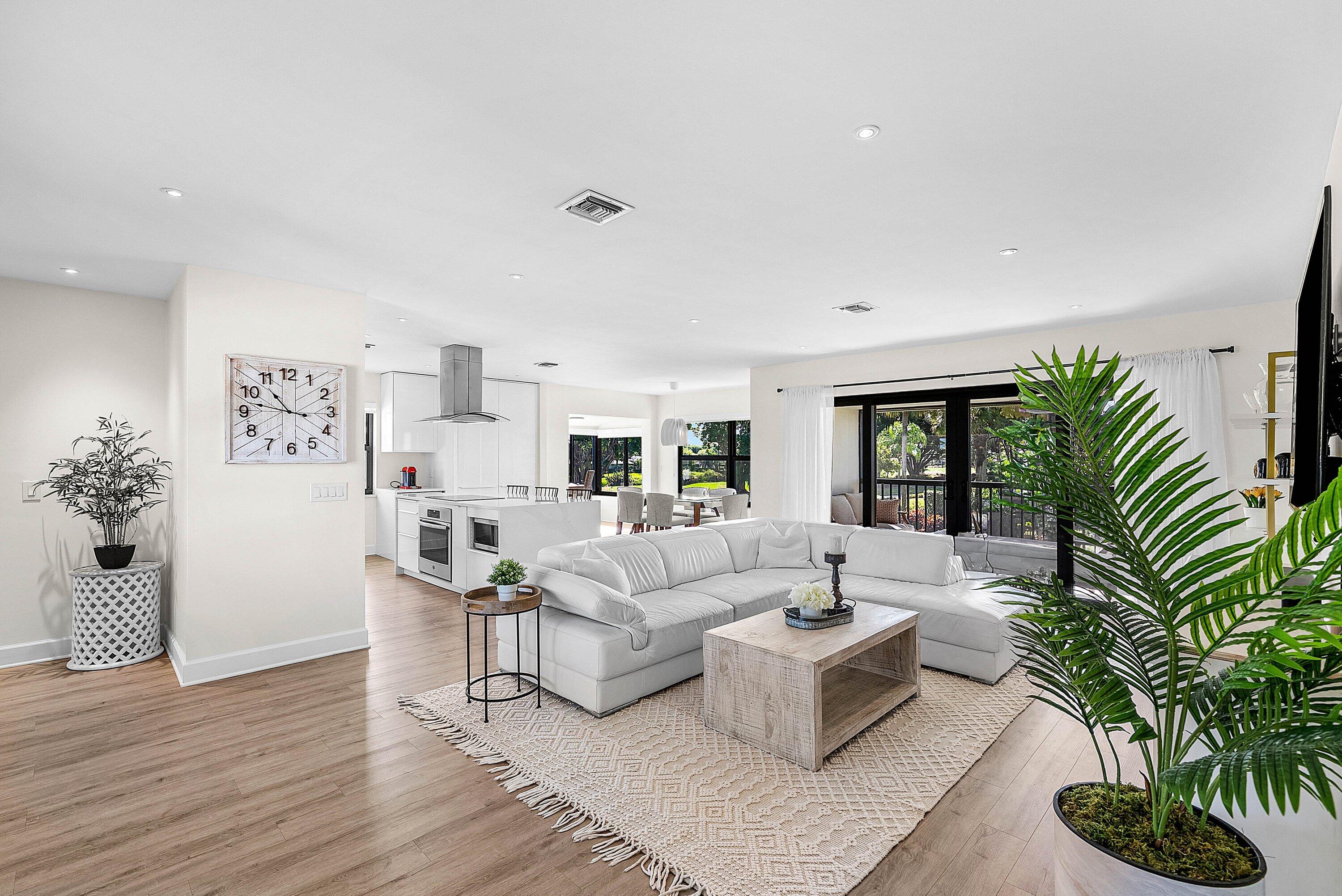10301 Quail Covey Road, Unit HIBISCUS S Boynton Beach, FL 33436 - Photo 4 of 55 Interior living area