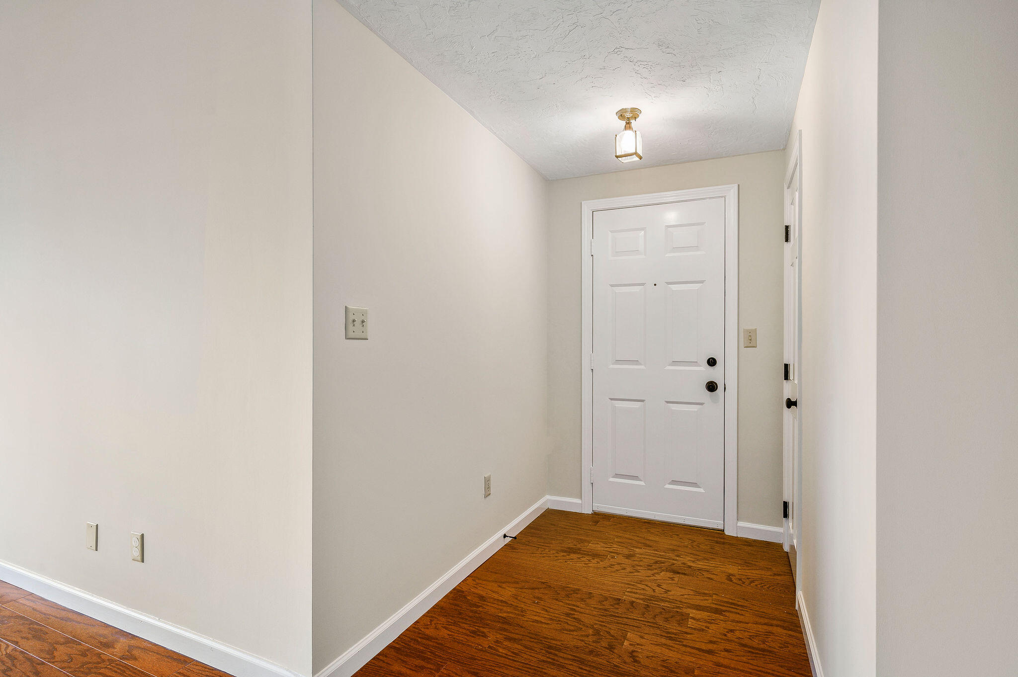 727 Main Street, Unit C3 Osterville, MA 02655 - Photo 6 of 23 a view of room