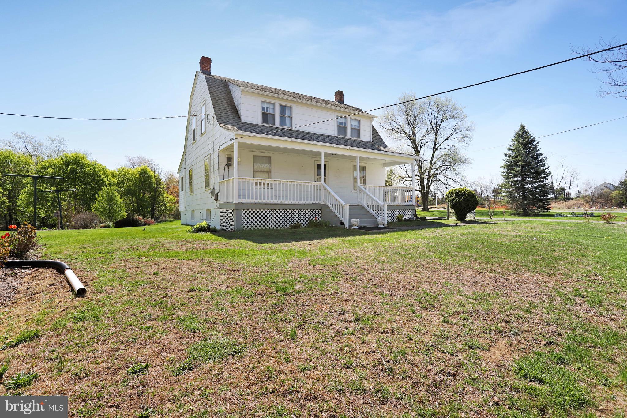 5593 Valley Road Berkeley Springs, WV 25411 - Photo 2 of 26 Exterior (Front)