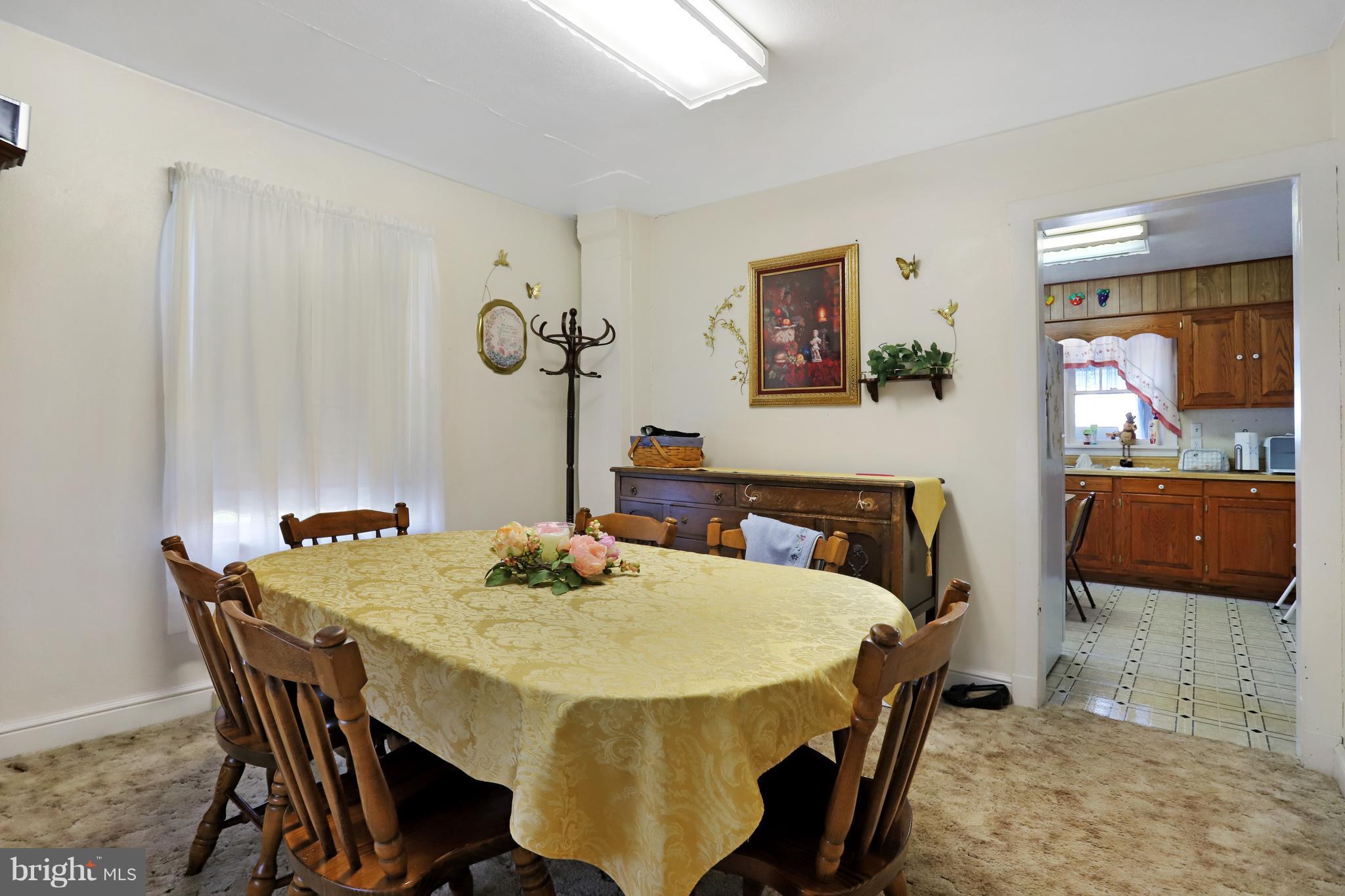 5593 Valley Road Berkeley Springs, WV 25411 - Photo 12 of 26 Dining Room