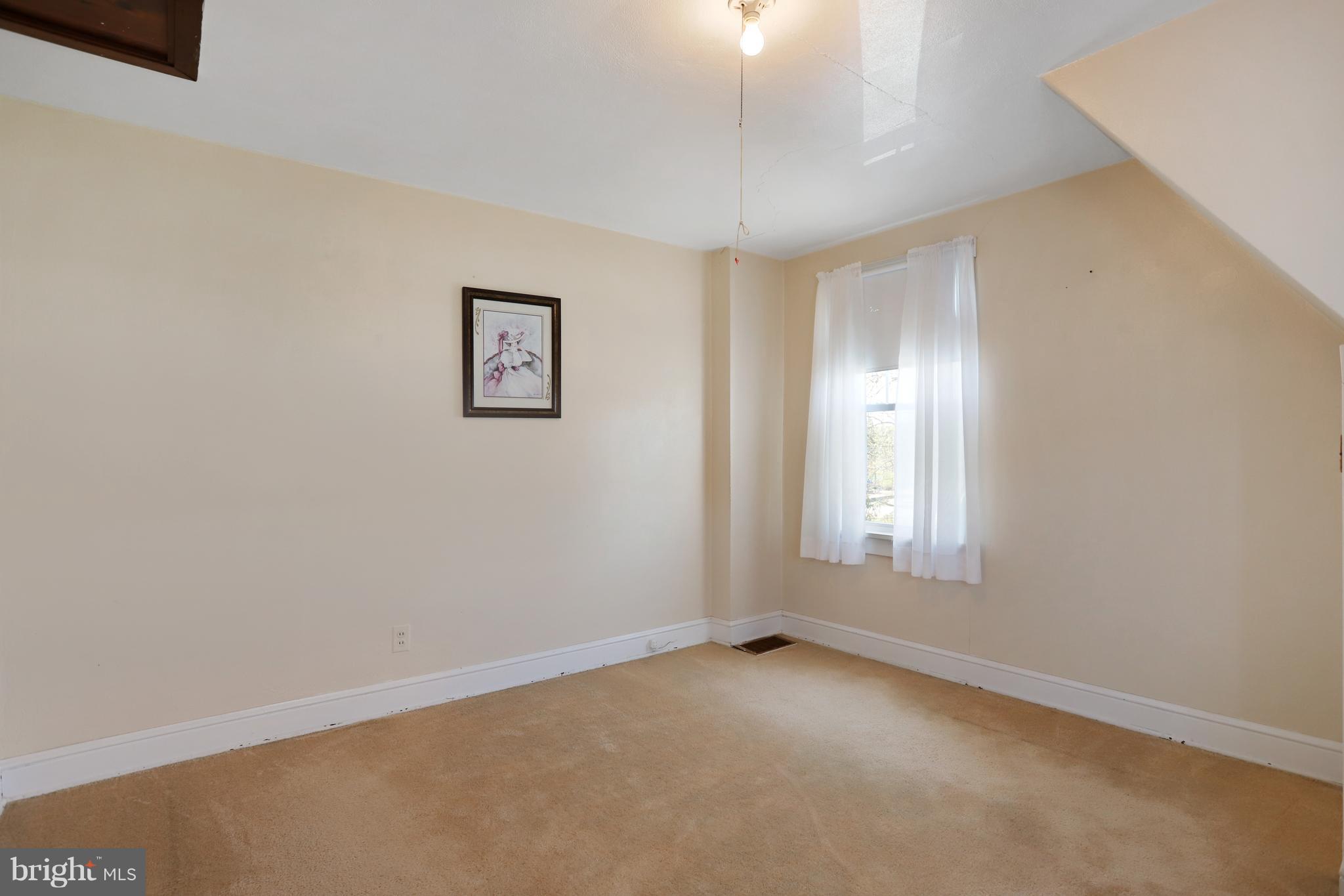 5593 Valley Road Berkeley Springs, WV 25411 - Photo 21 of 26 Bedroom