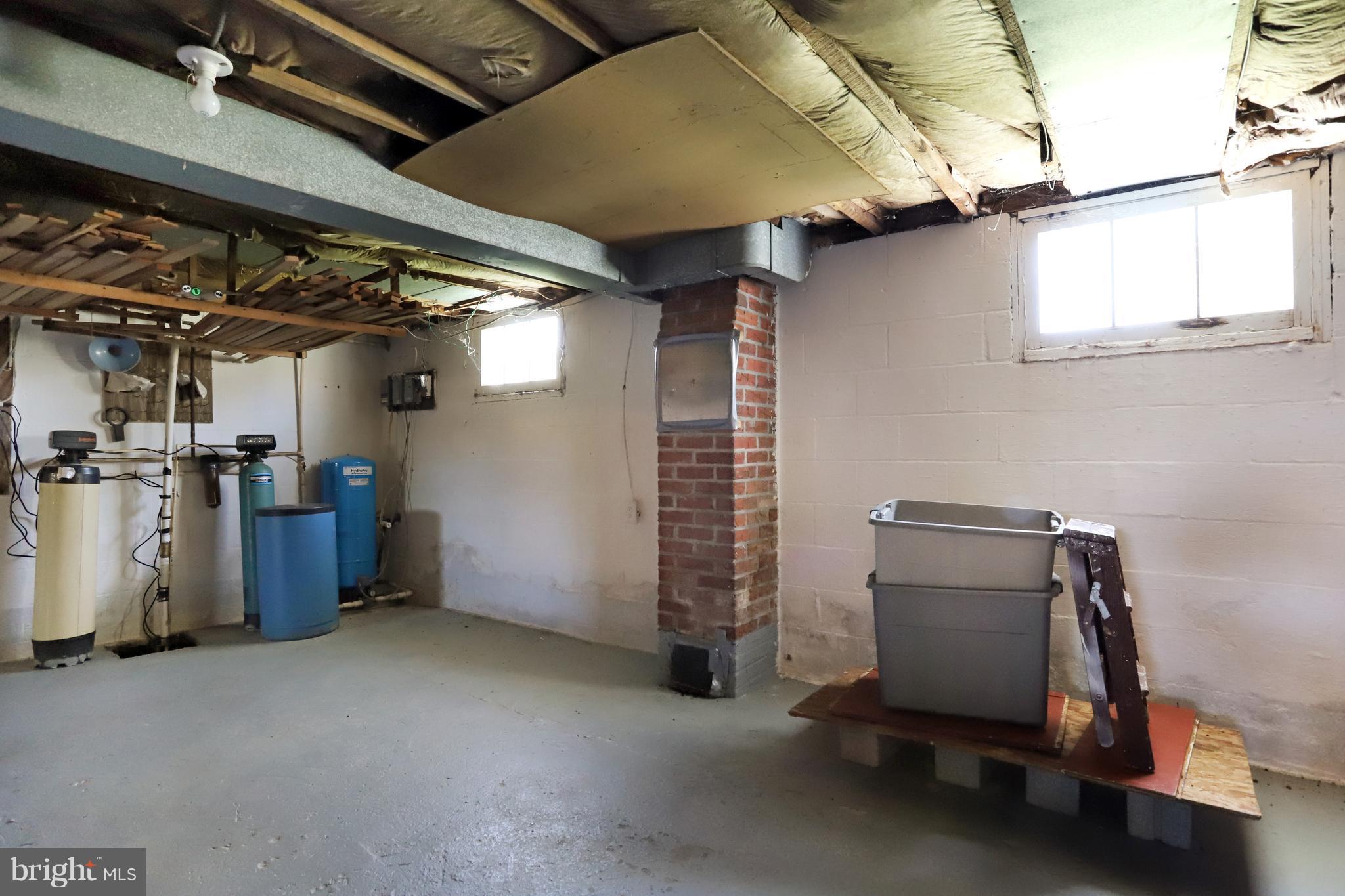 5593 Valley Road Berkeley Springs, WV 25411 - Photo 25 of 26 Basement
