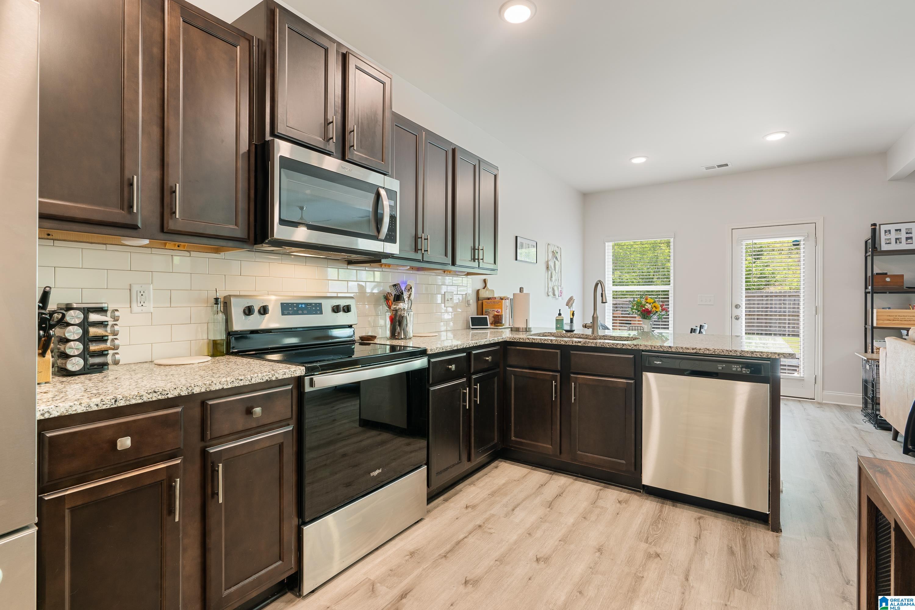 5448 Park Side Road Birmingham, AL 35244 - Photo 8 of 44