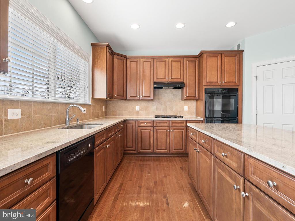 13 Ramsdell Court Round Hill, VA 20141 - Photo 16 of 46 Gallery Image 16