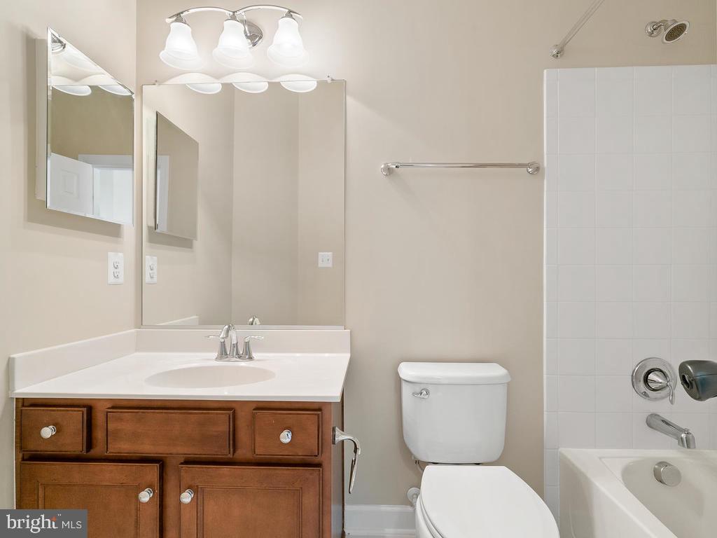13 Ramsdell Court Round Hill, VA 20141 - Photo 25 of 46 Gallery Image 25