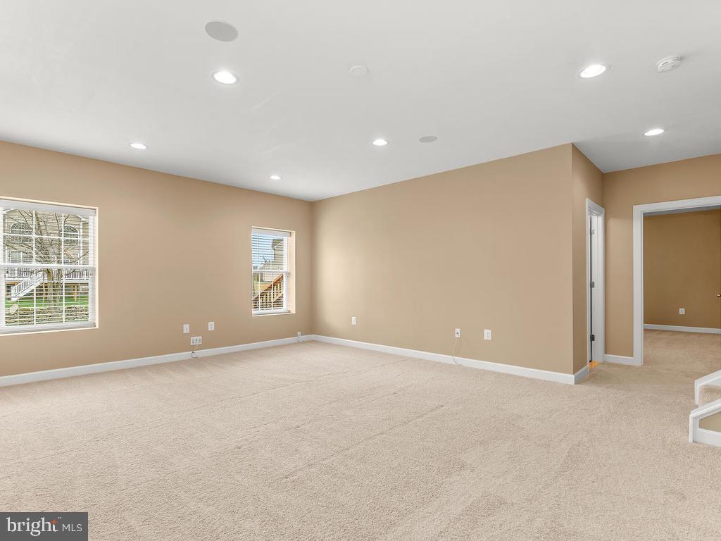 13 Ramsdell Court Round Hill, VA 20141 - Photo 32 of 46 Gallery Image 32
