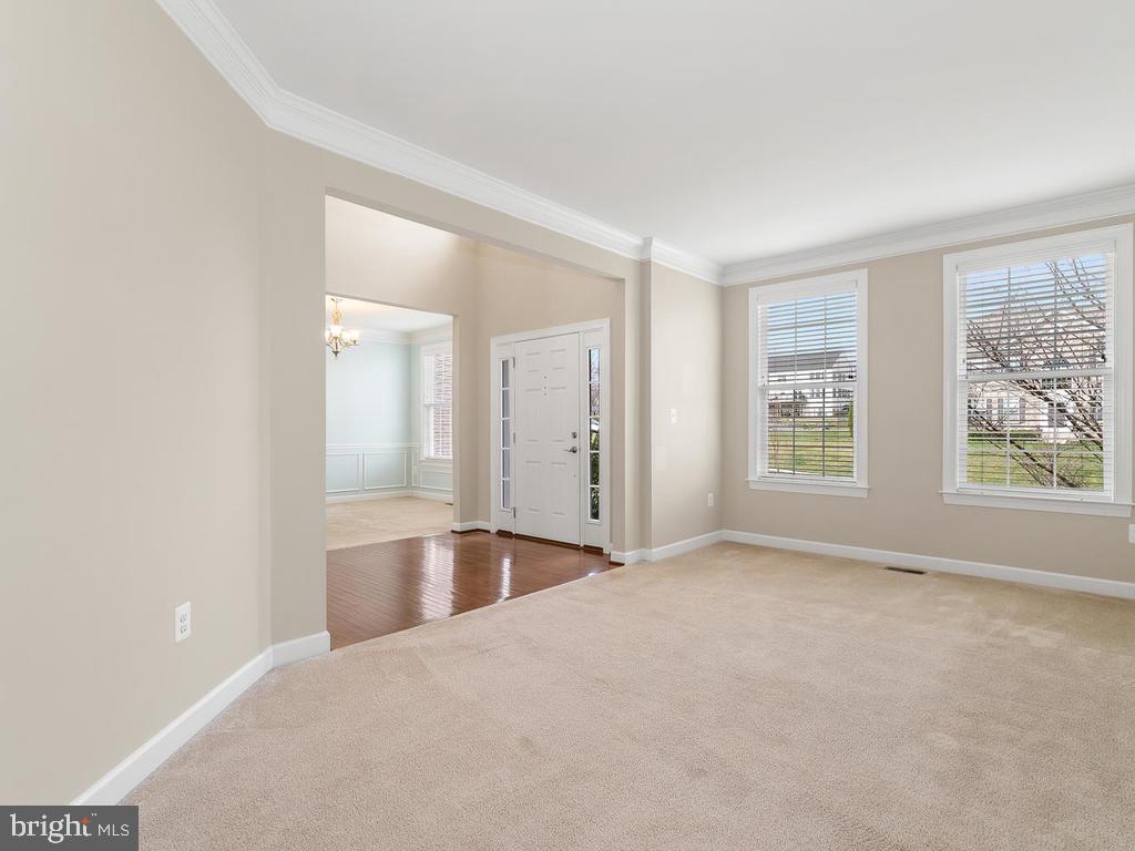 13 Ramsdell Court Round Hill, VA 20141 - Photo 9 of 46 Gallery Image 9
